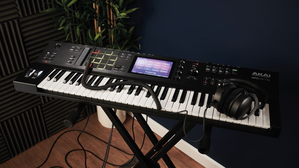 akai mpc with keyboard