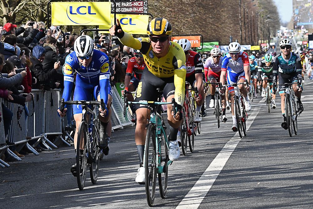 Dylan Groenewegen wins the Paris-Nice opening stage