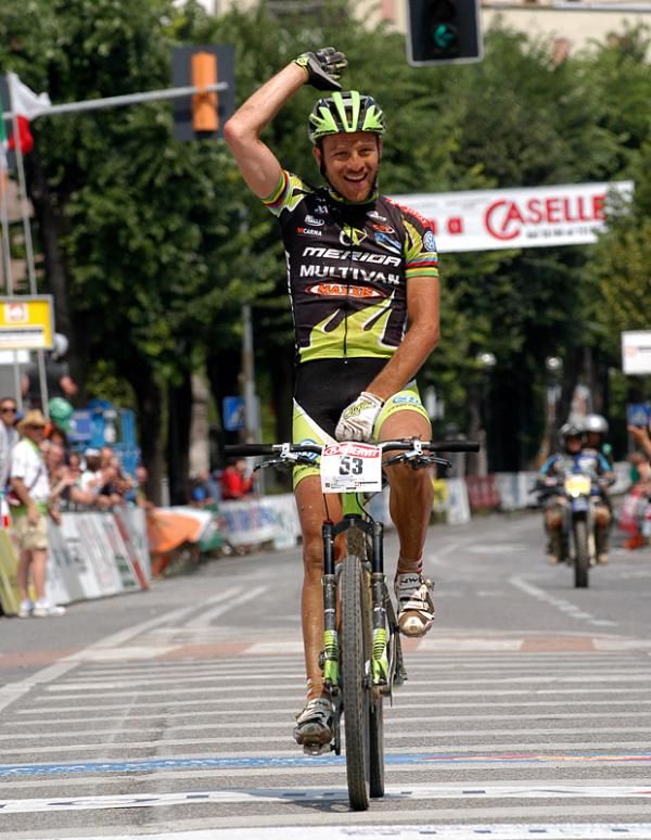 Ralph N&auml;f (Multivan Merida Biking Team) wins the 2010 European Marathon Championships