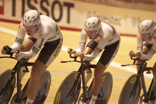 Kate Bates, Josie Tomic and Sarah Kent ride to gold.