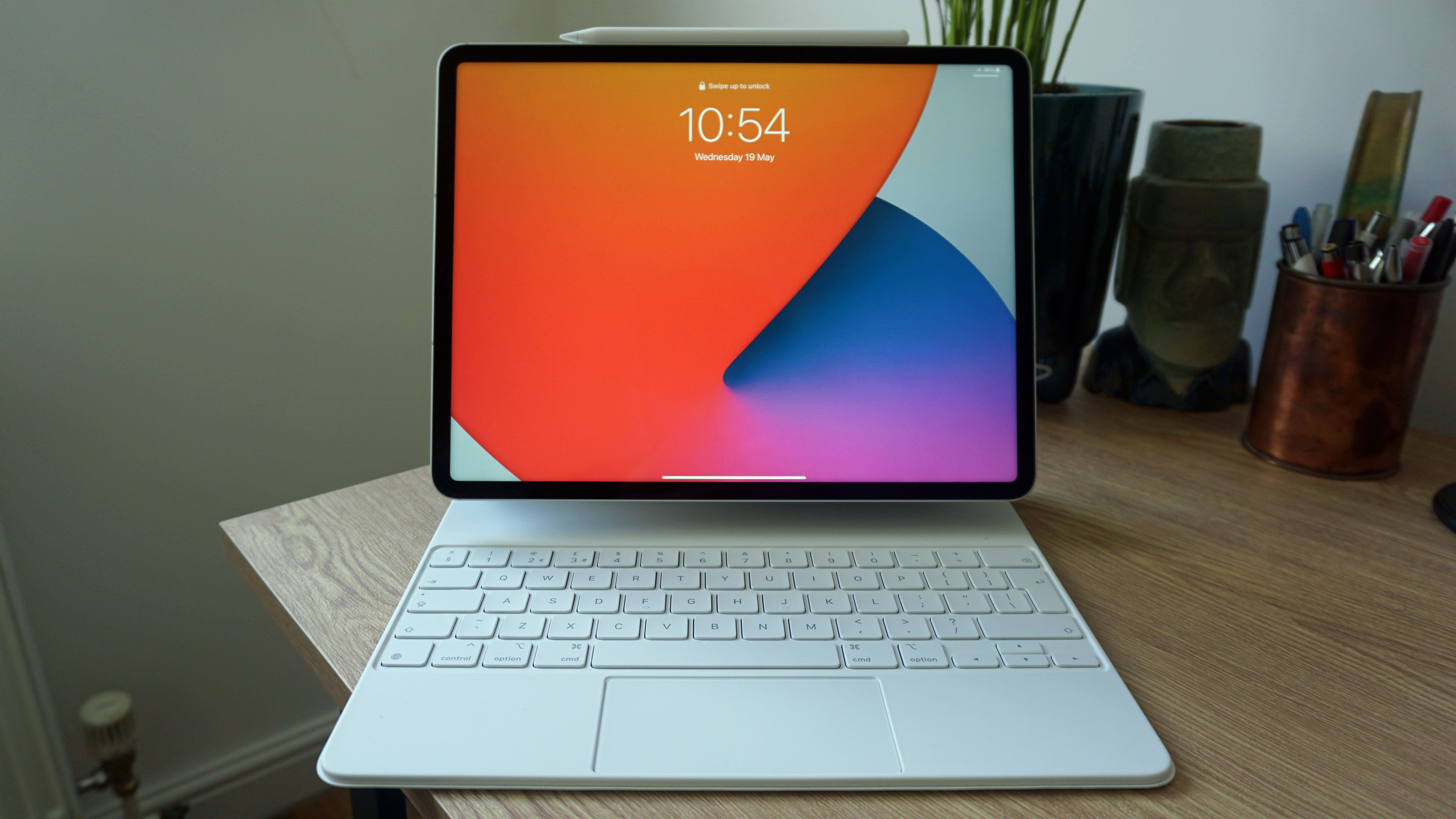 The iPad Pro 12.9 2021 on a table with a keyboard