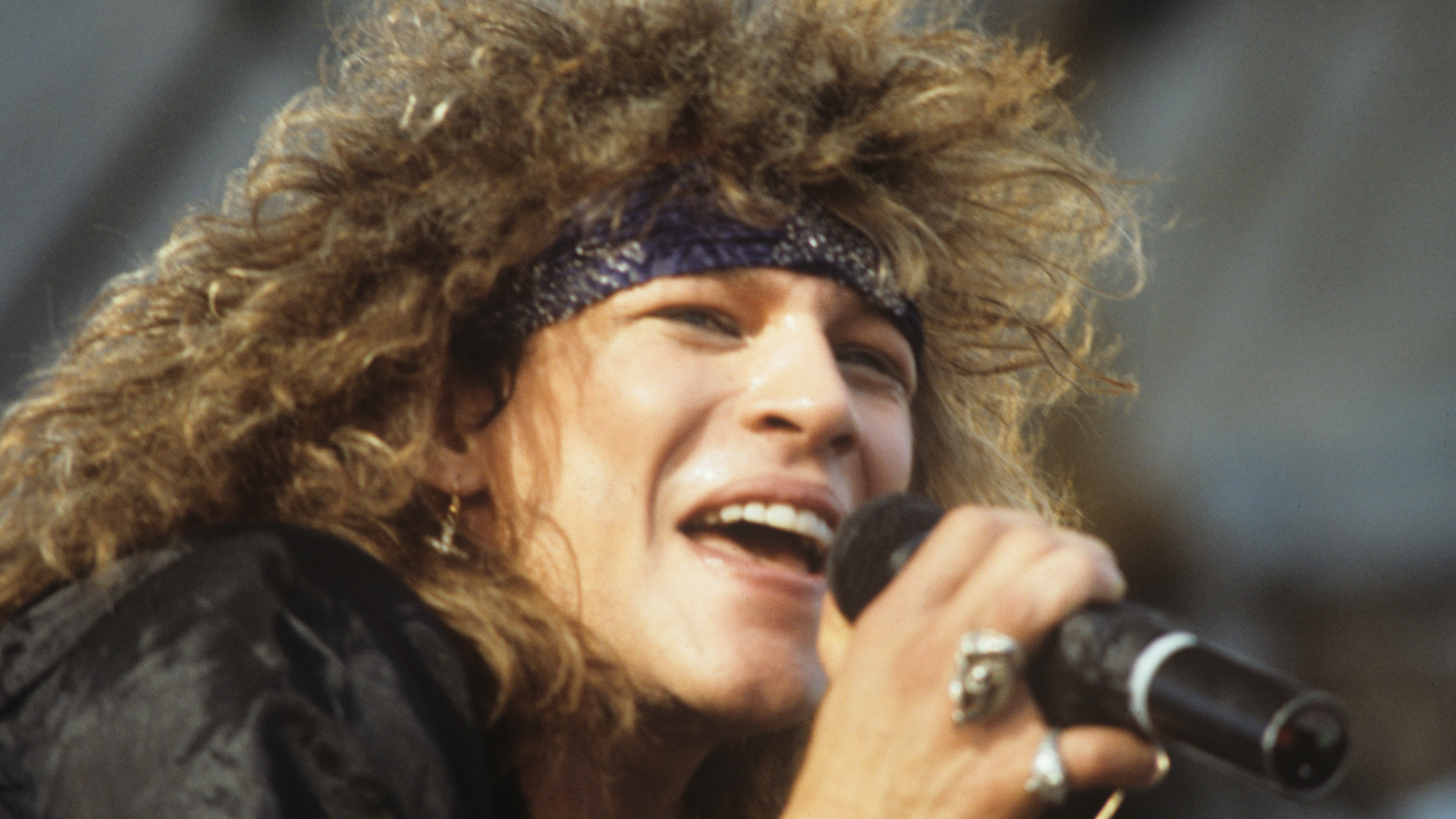 Jon Bon Jovi of Bon Jovi performs on stage circa 1986.
