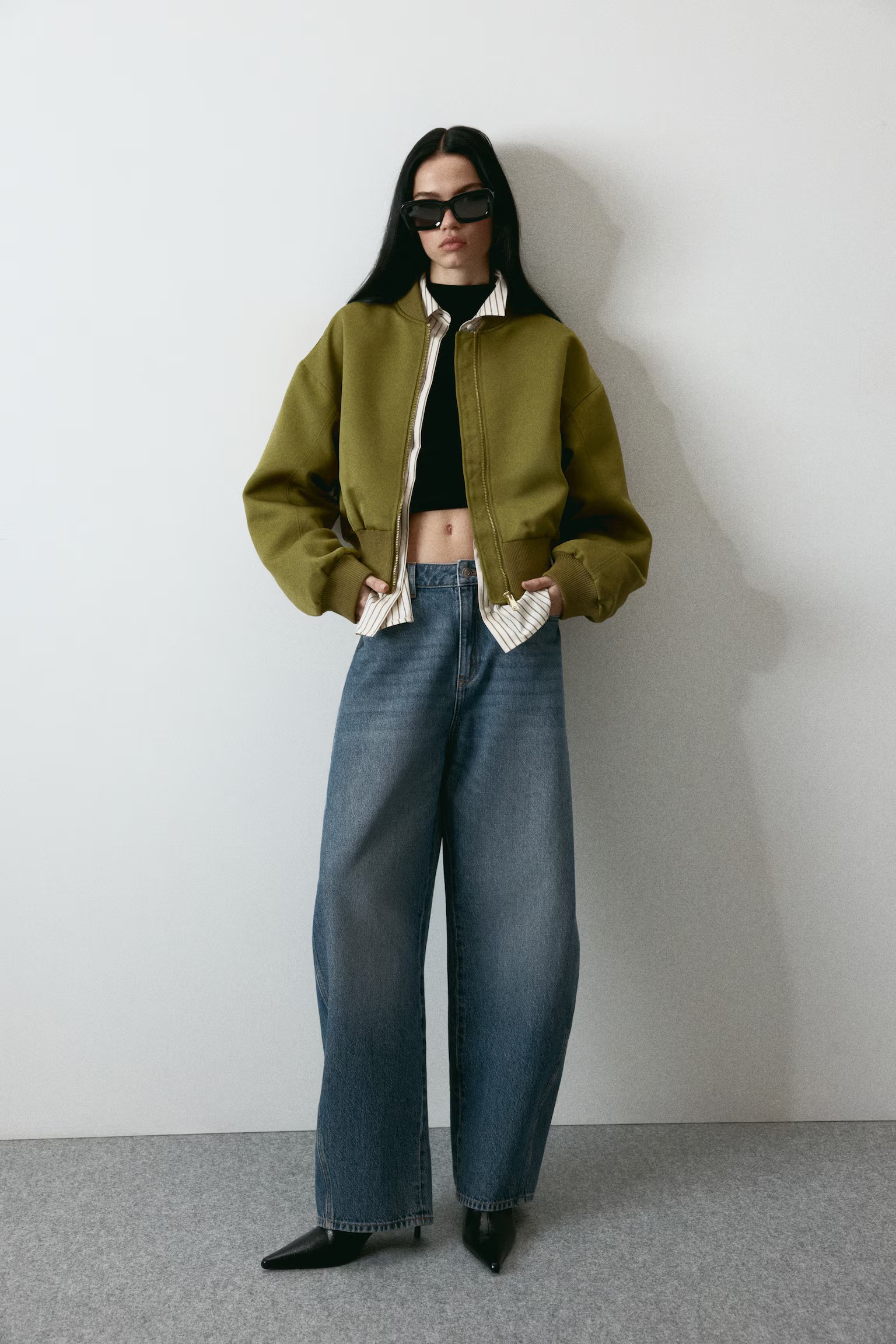 H&amp;amp;M, Barrel Leg High Waist Jeans