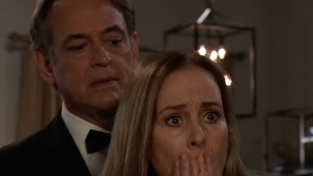 Jon Lindstrom and Genie Francis as Kevin and Laura concerned in General Hospital