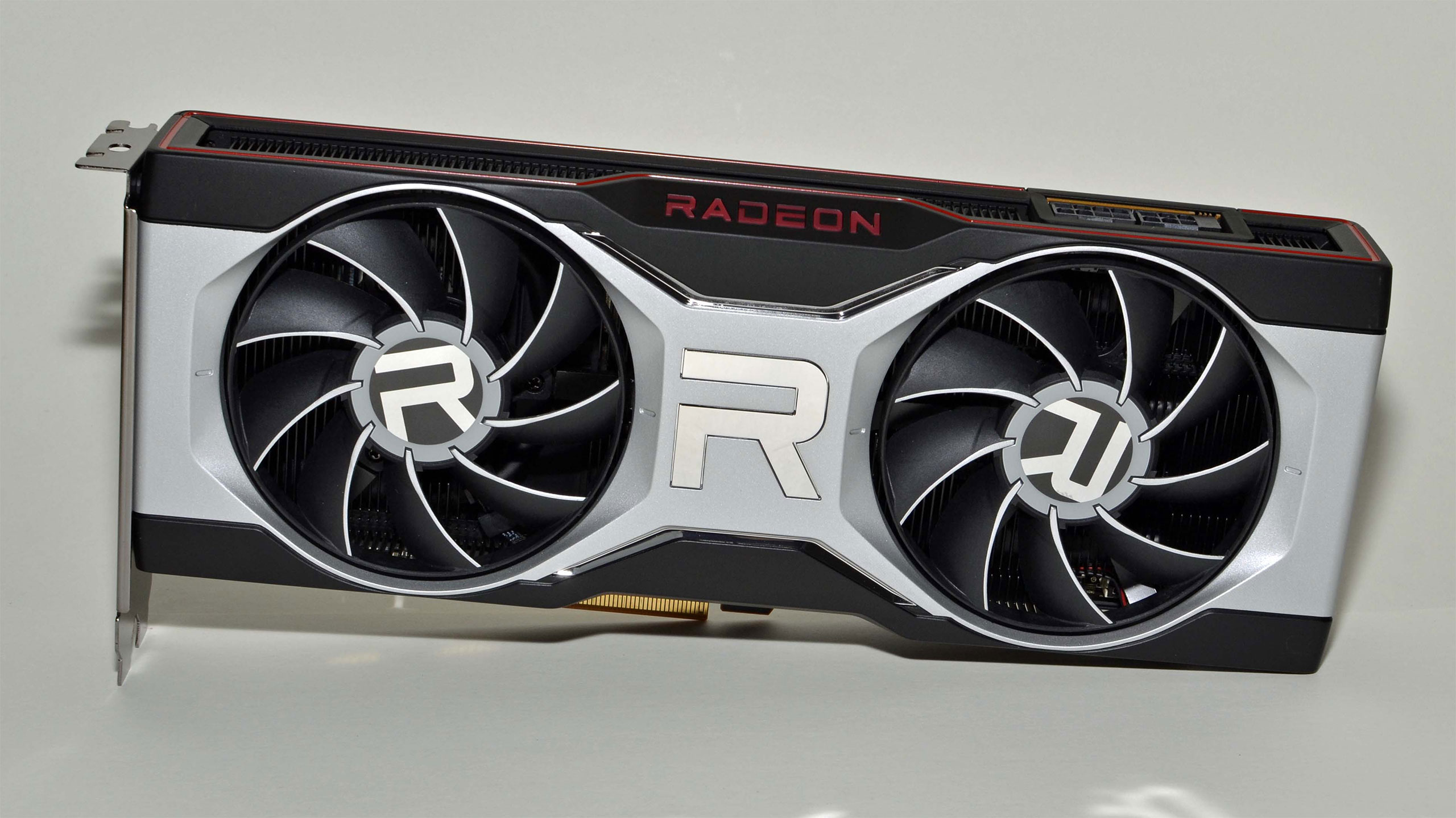 AMD Radeon RX 6700 XT