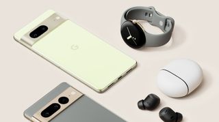 Das Pixel 7, Pixel 7 Pro, die Pixel Watch und die Pixel Buds