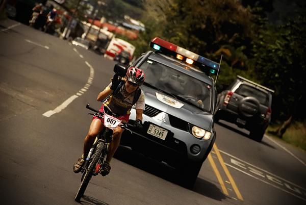 Louise Kobin rides into the finish town