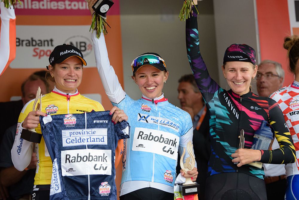 Kasia Niewiadoma and Alena Amialiusik share a joke at the 119 km Stage 6 of the Boels Ladies Tour 2016