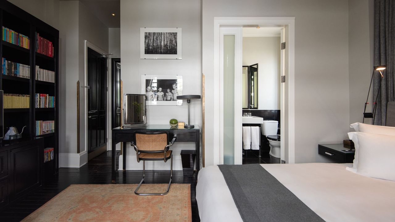 The Montefiore hotel bedroom
