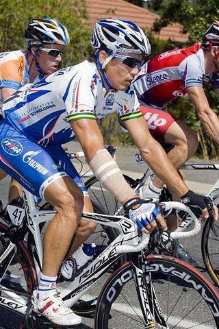 Robbie McEwen during stage two of this year's Tour Down Under, already suffering the effects of an accident the previous day.