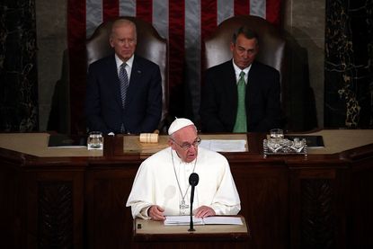 Pope Francis addresses joint Congress.