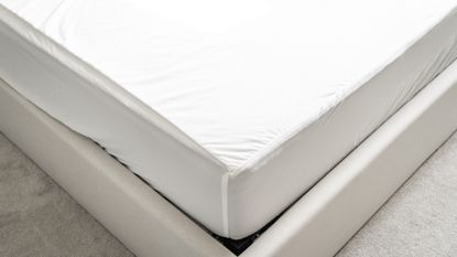 REM-fit Tencel Cool mattress protector