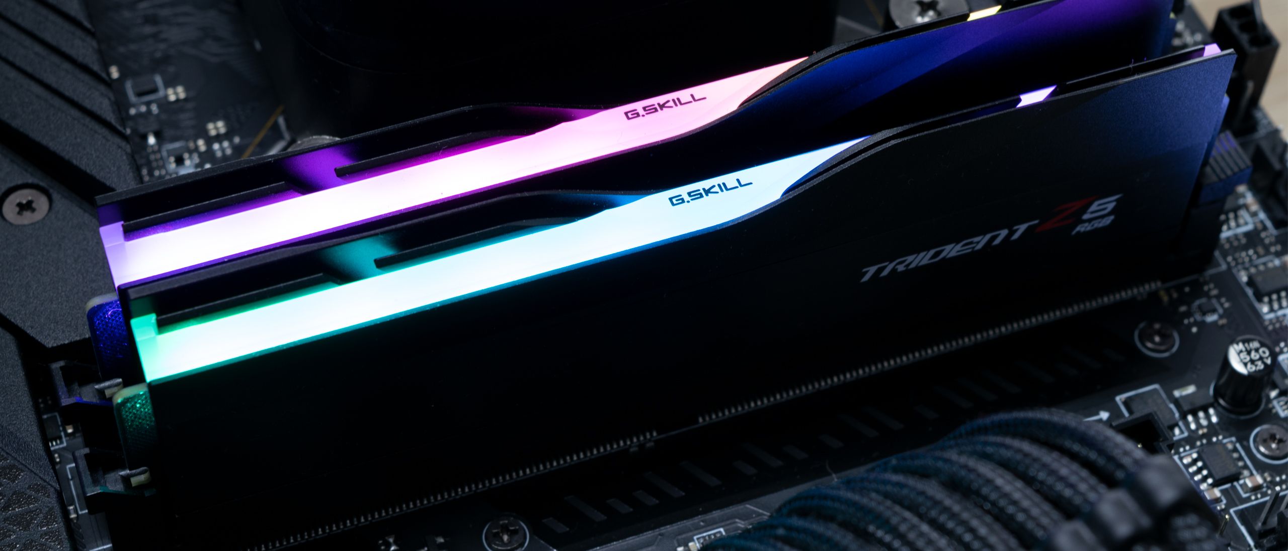 G.SKILL TRIDENT Z5 RGB DDR5 32GB×2 6400 TpgDniUeDikM2kiMrN4kAR-2560-80.jpg