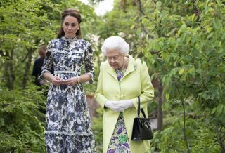 Queen, Kate Middleton, walking