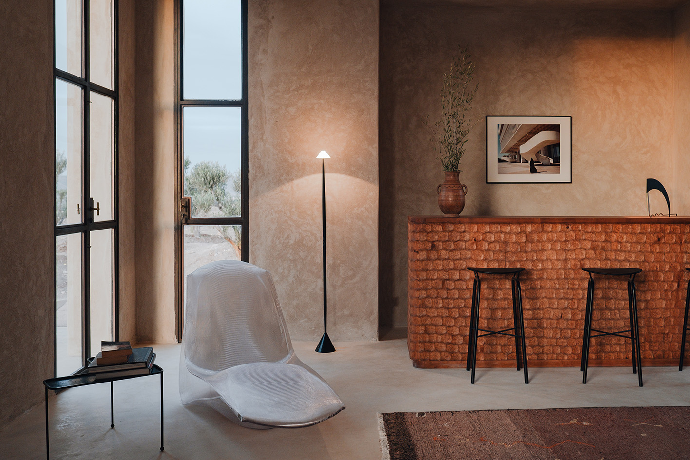 Moroccan retreat DDAR, a building in minimalist geometries and neutral tones