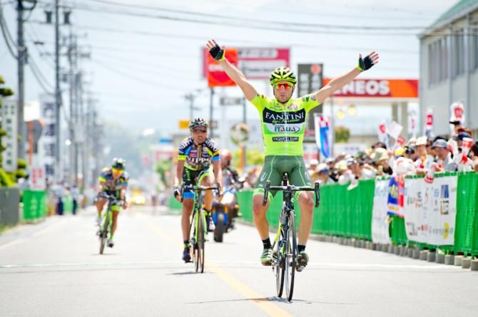 Pierpaolo De Negri (Vini Fantini) beat two riders from Team Nippo - De Rosa at the finish line