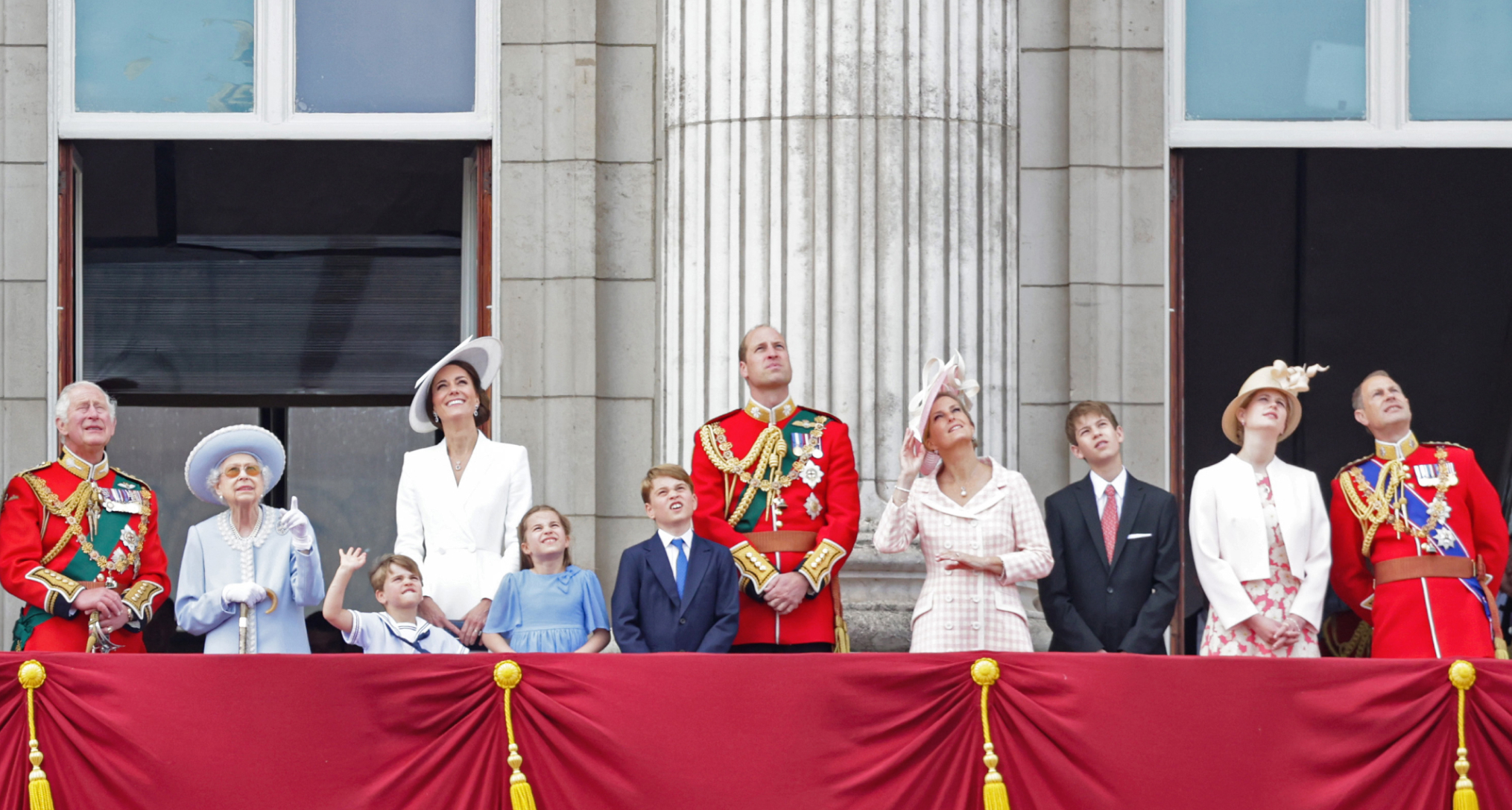 Members of the royal family on the balcony with Queen Elizabeth during the Platinum Jubilee