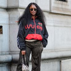 Sneaker Street Style