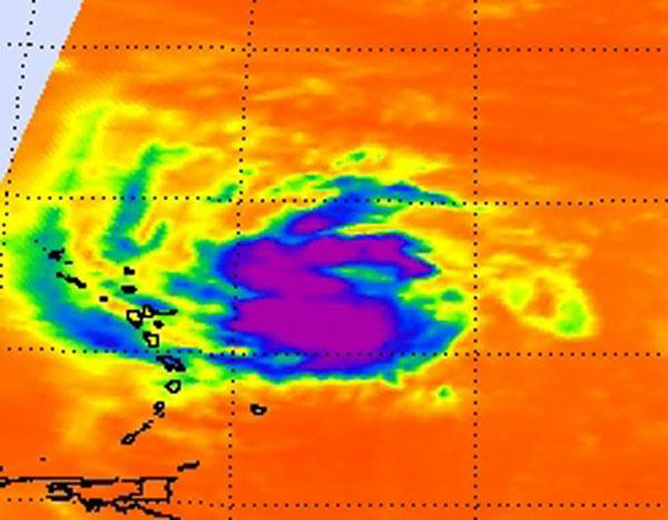 tropical-storm-ophelia-110927-02