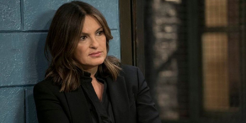 Mariska Hargitay Reveals Why Law And Order's Olivia Benson Is Obsessed ...