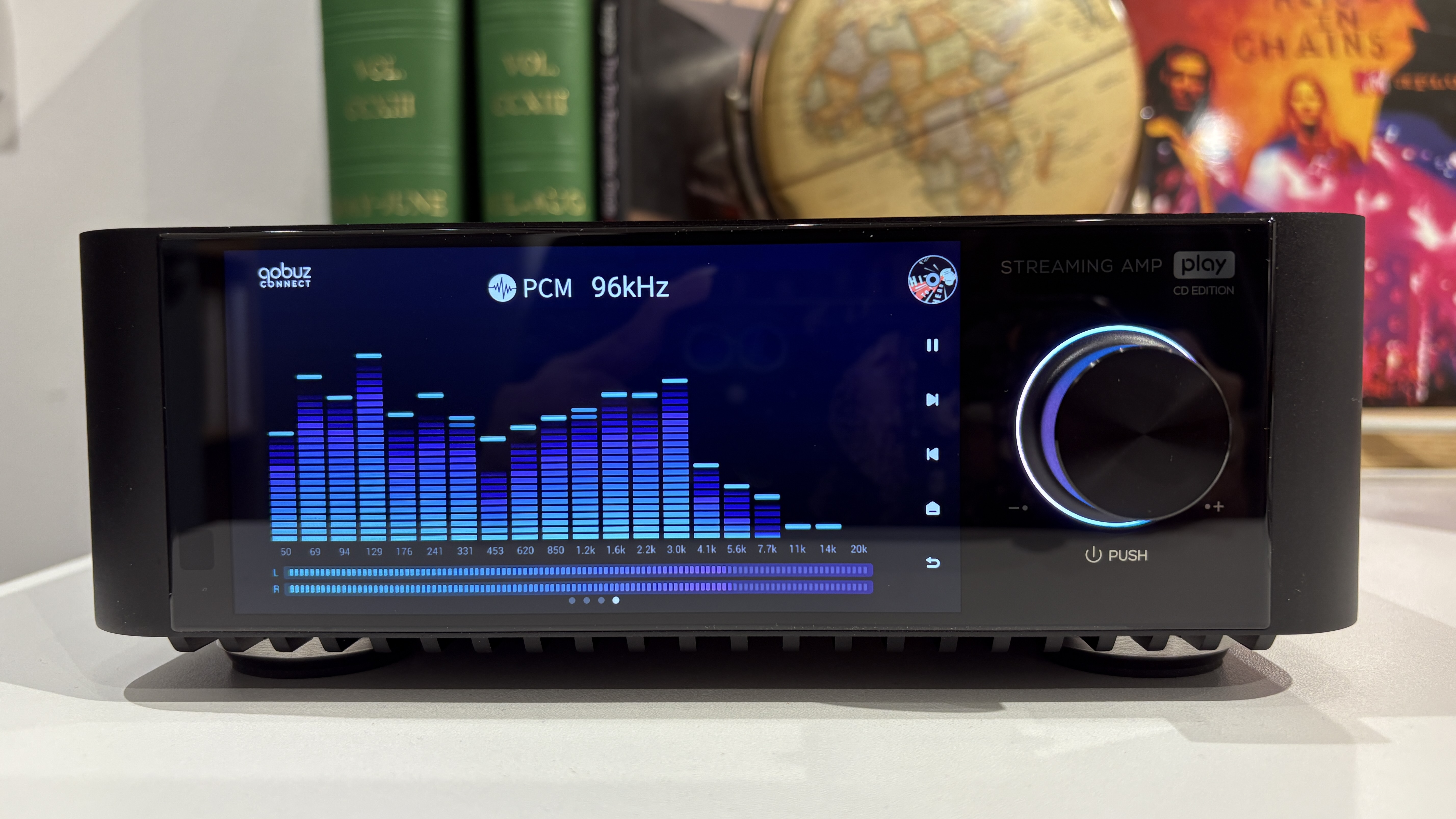 Eversolo Play CD Editions with different screen display options