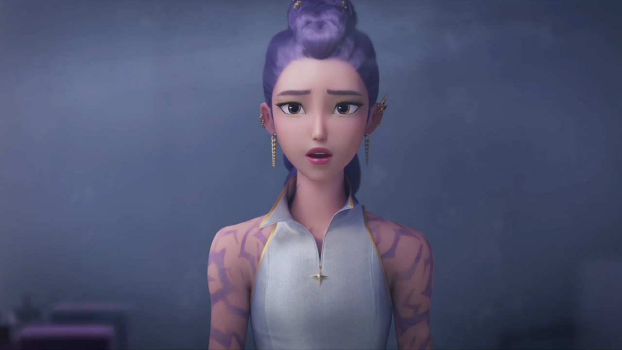 Rumi looking straight at a mirror in KPop Demon Hunters.