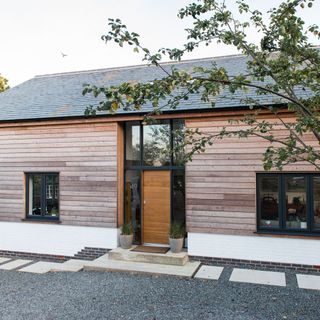 exterior of scandi house in leicestershire