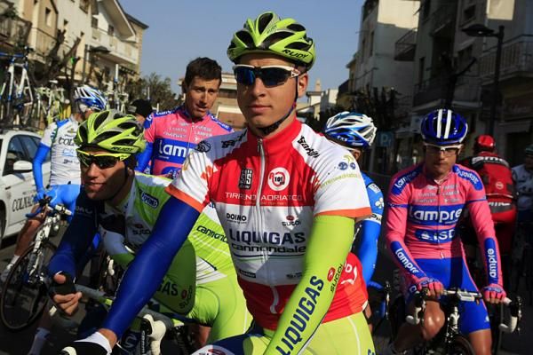 Peter Sagan (Liquigas-Cannondale) leads the points classification.