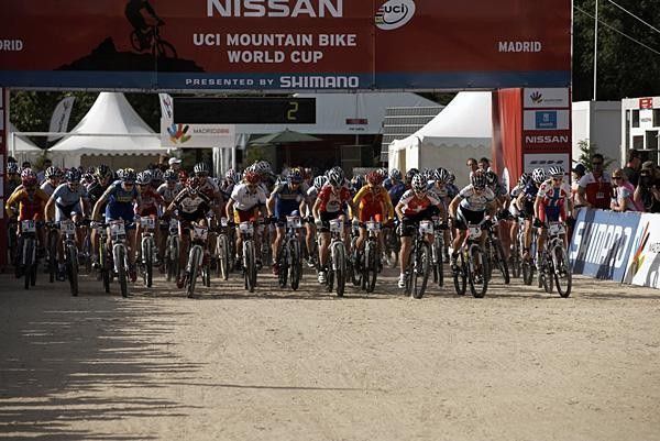 The women's start was less chaotic