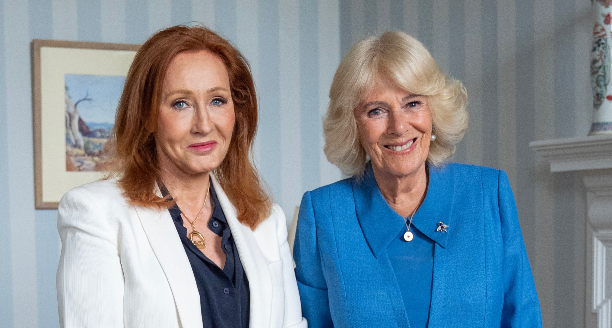 Queen Camilla standing next to JK Rowling