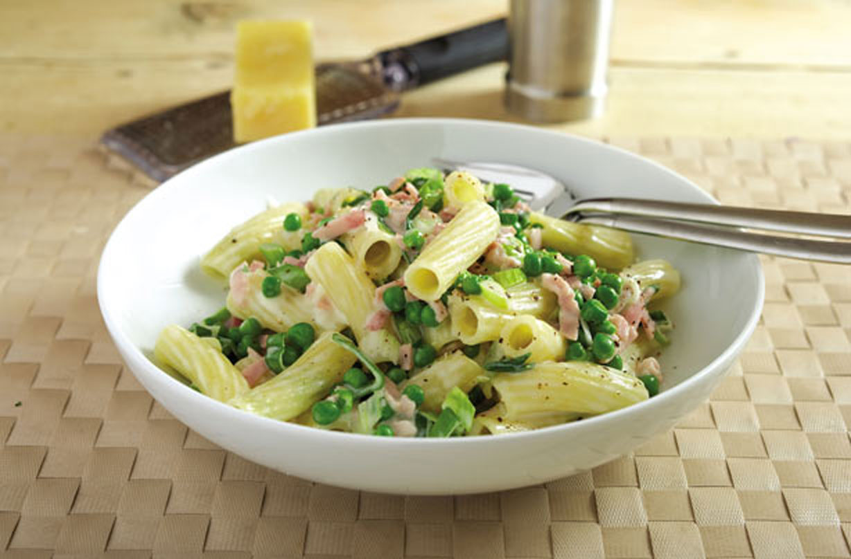 Leek, pea and smoked ham pasta | Dinner Recipes | GoodTo