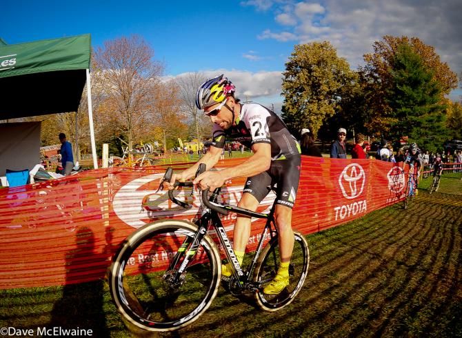 Tim Johnson (Cannondale Cyclocrossworld.com) wasted little time in going to the front