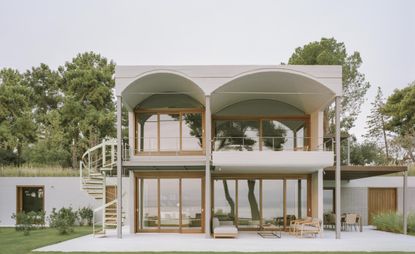 front facade of the st minas house by Neiheiser Argyros in Greece 