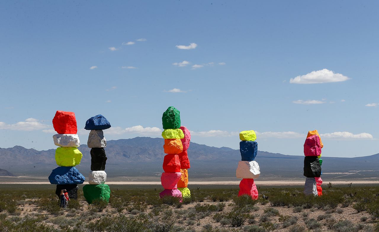 Seven Magic Mountains&#039; installation