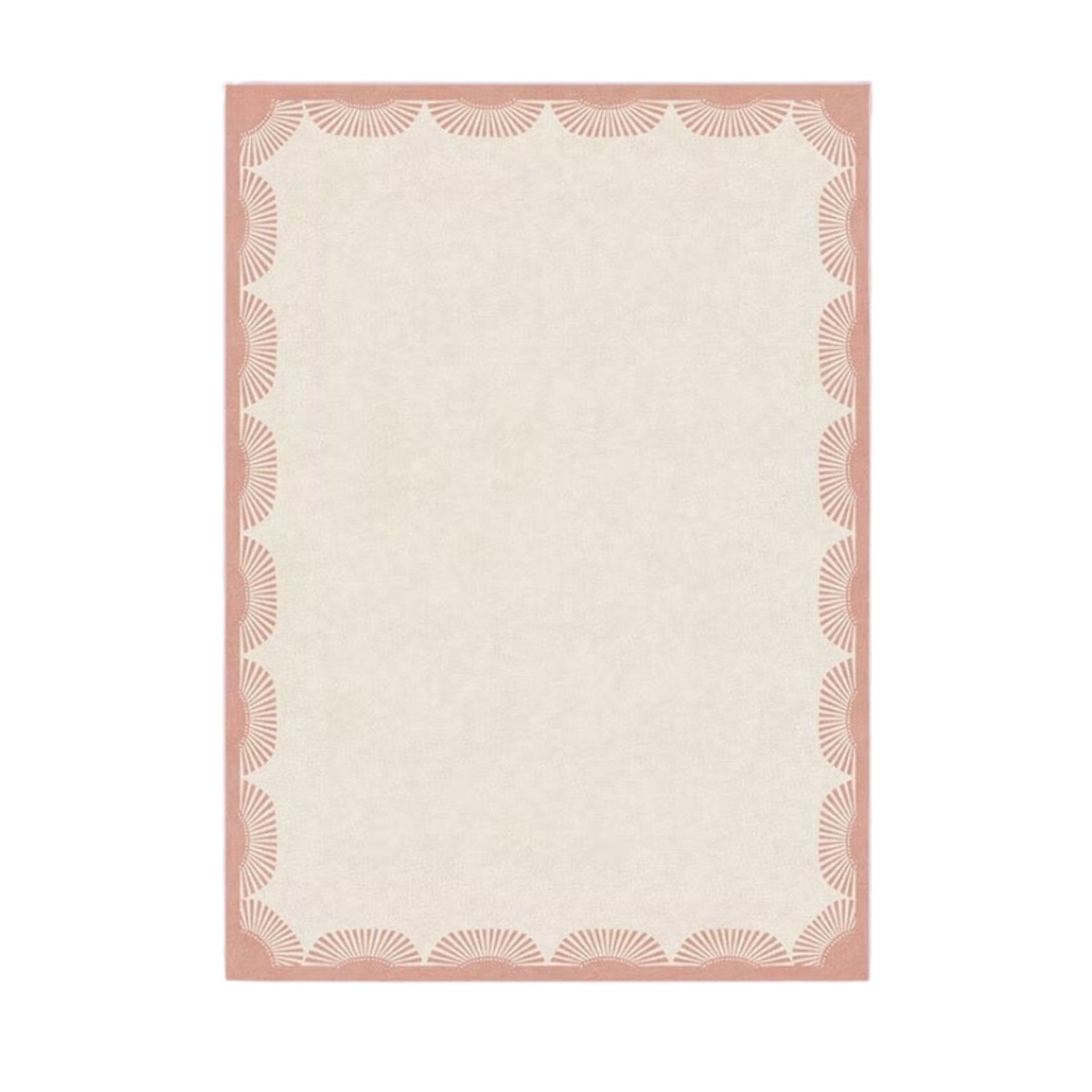 Permadani krem dengan pola pinggiran merah muda