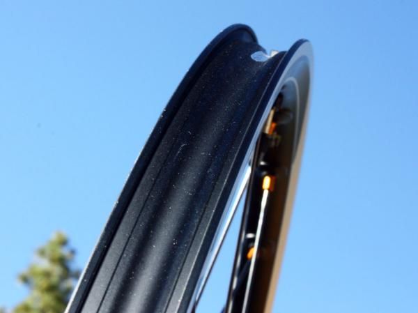 True UST-compatible rim profiles make for super easy tubeless tire fitments - we had no issues seating tires with only a standard floor pump.