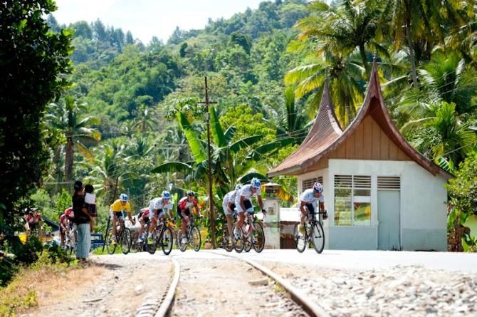 Mehdi Sorabi (TPT) was in control of the bunch until the climb started