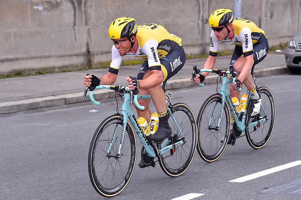 LottoNL-Jumbo teammates off the front