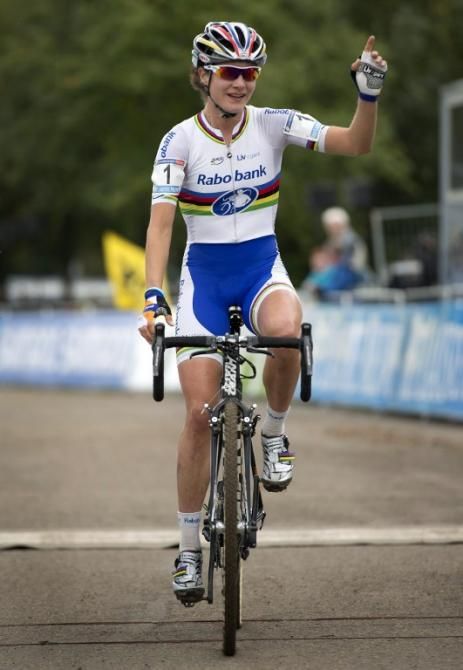 Marianne Vos wins the first 'cross World Cup of the season