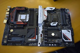 iGame Z170 YMIR-G (Left) and iGame Z170 YMIR-X (Right)