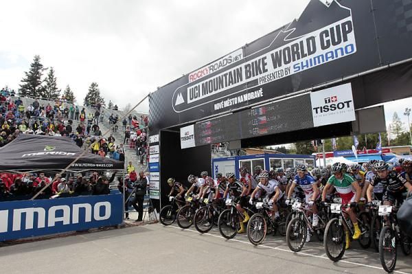 The start of the elite men's cross country race in Nove Mesto.
