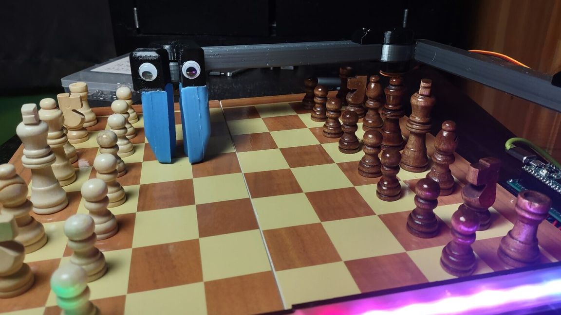 Add Stockfish 15 to all Browsers - Chess Forums