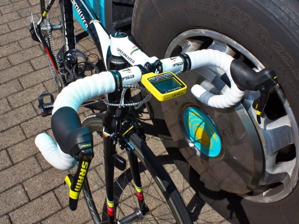 Contador's white bar tape is immaculate prior to the start of stage six.