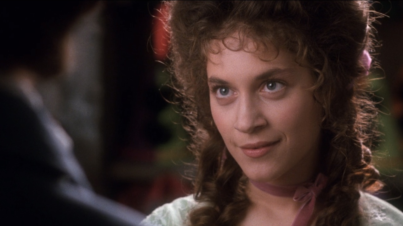 Belle meeting Ebenezer for the first time in Muppet Christmas Carol