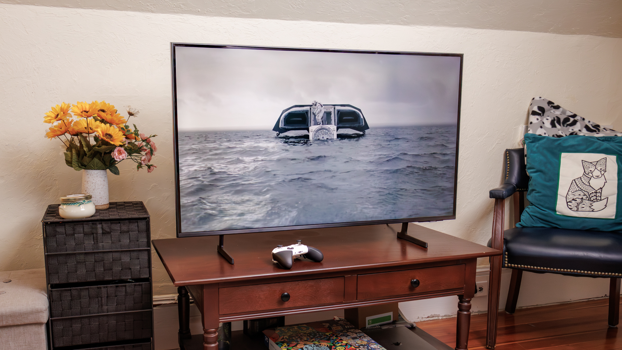 Samsung Q7F QLED TV on a side table