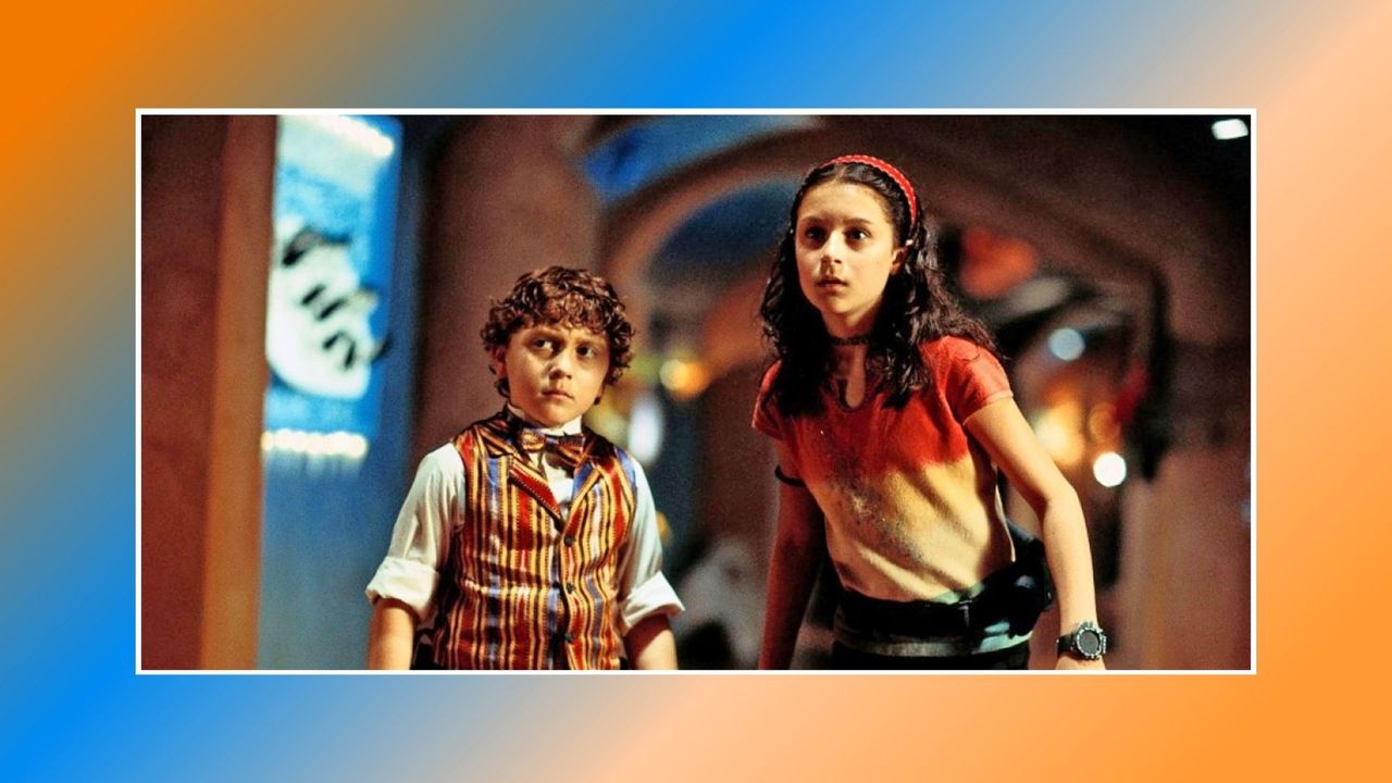 Daryl Sabara and Alexa Vega in Spy Kids 