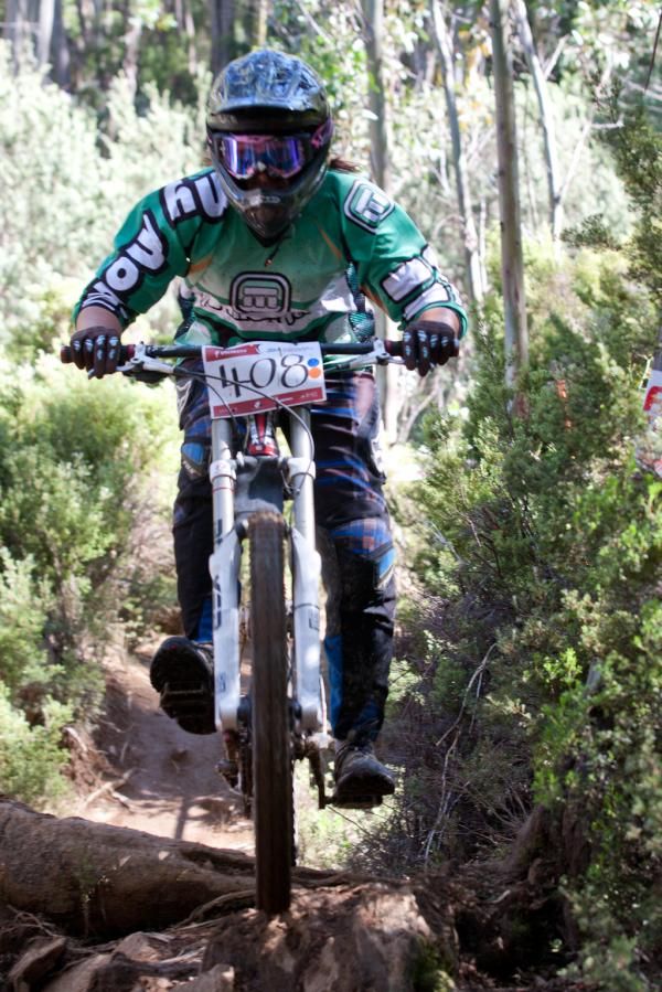 Veteran women's winner Kelly Bayliss