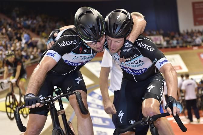 Mark Cavendish and Iljo Keisse after winning the first Madison