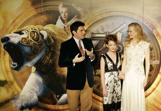 Director Chris Weitz, Dakota Blue Richards, and Nicole Kidman at the premiere for The Golden Compass