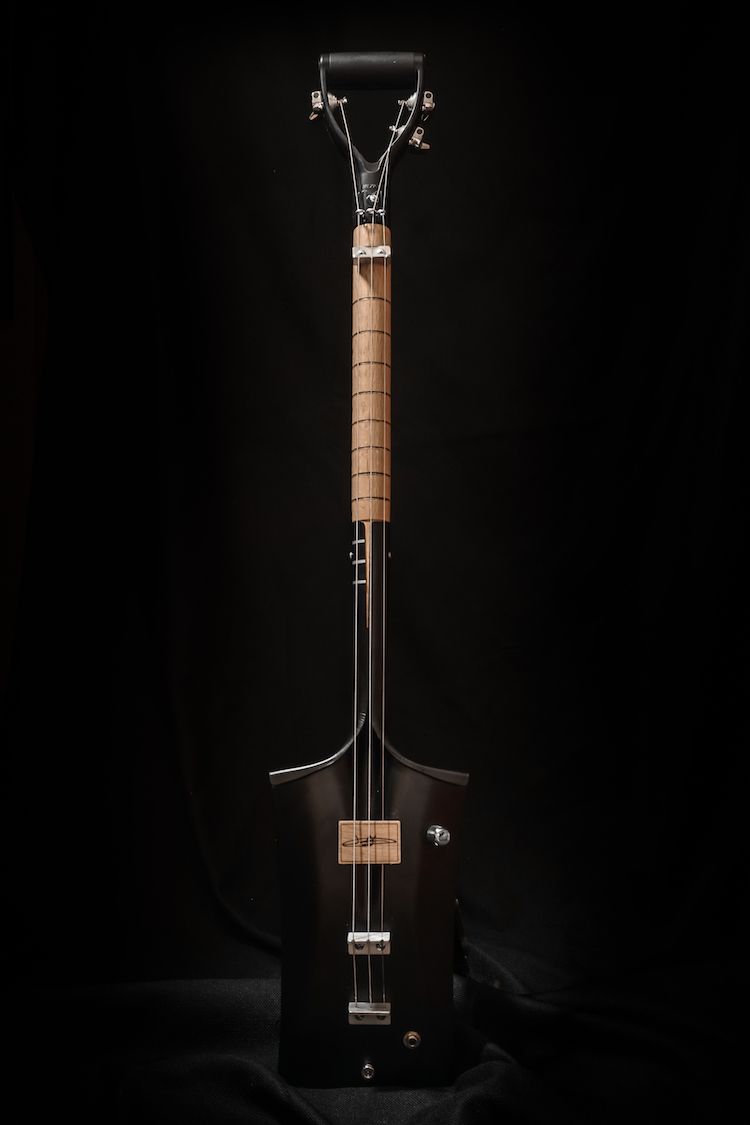 Justin Johnson why I play a threestring shovel guitar Guitar World